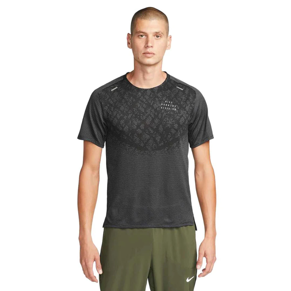 Nike Run Division Techknit T-Shirt Black