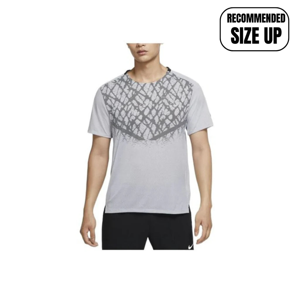 Nike Run Division Techknit T-Shirt Grey
